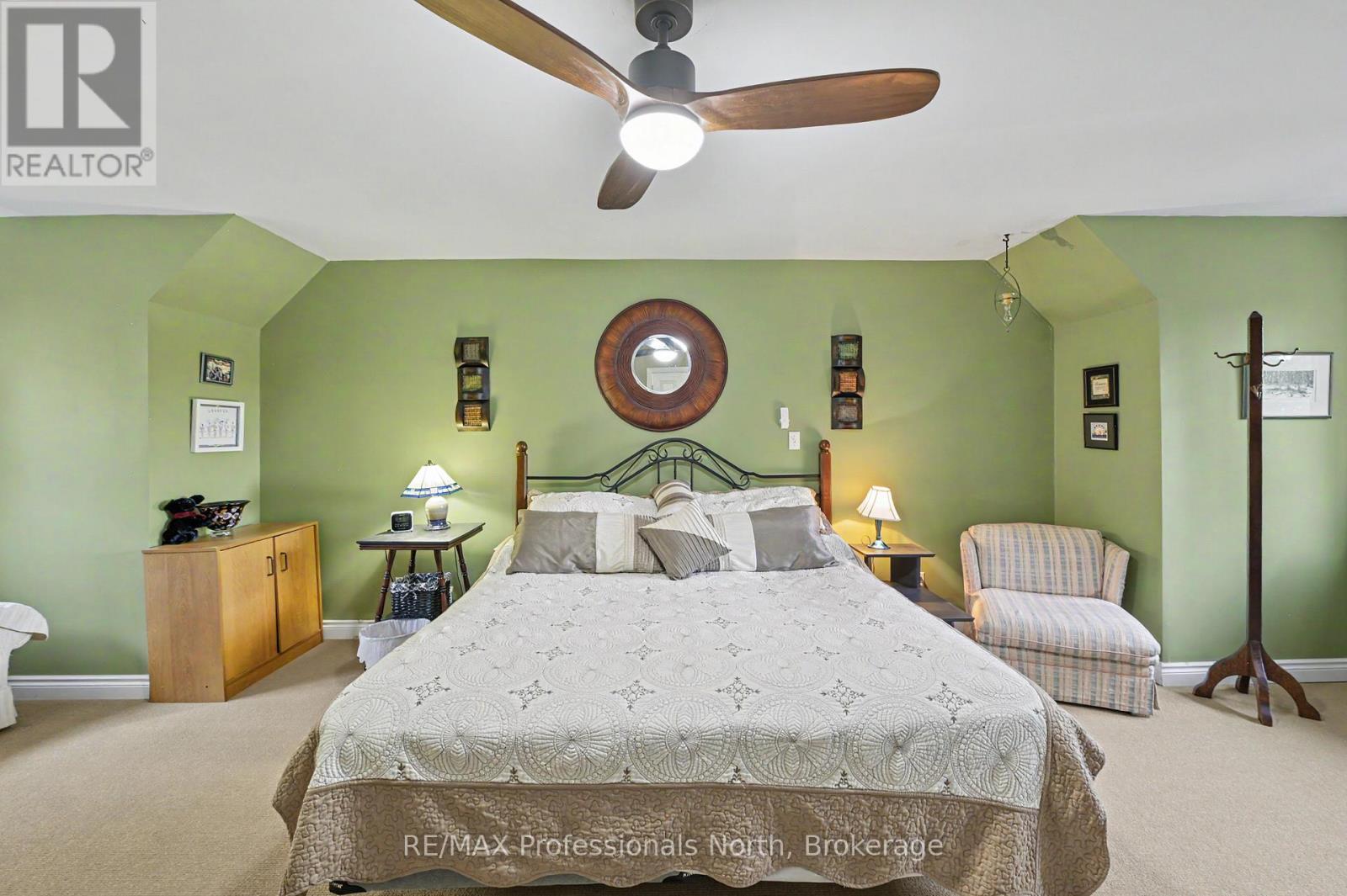 1392 TENNYSON ROAD - 31