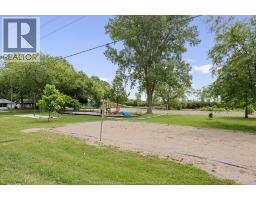 419 Lakeside, Amherstburg, ON N0R1G0 Photo 31