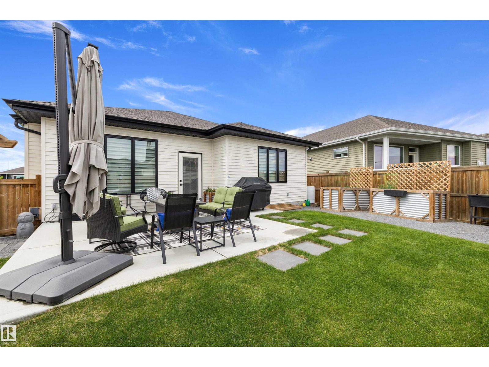 369 MEADOWVIEW DR — photo 54