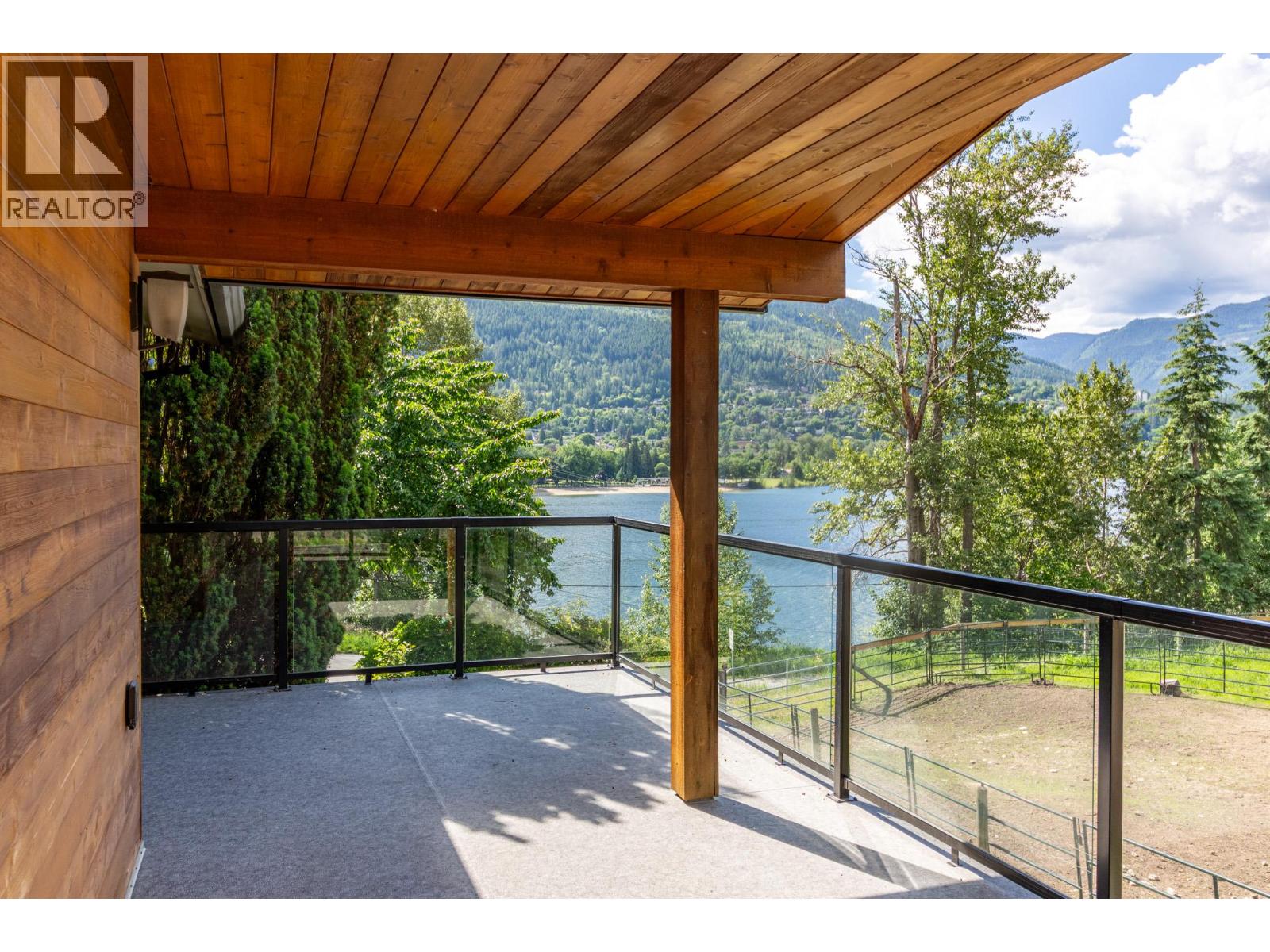 633 Jorgensen Road - 2