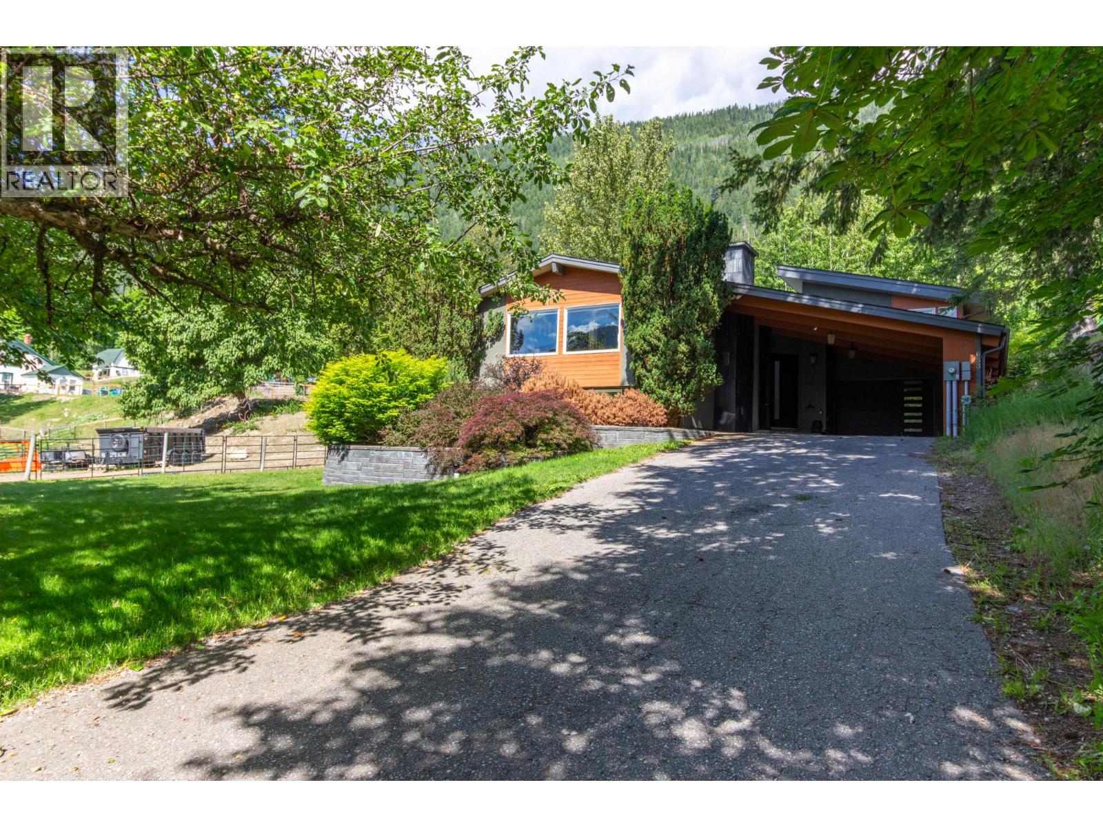 633 Jorgensen Road - 4