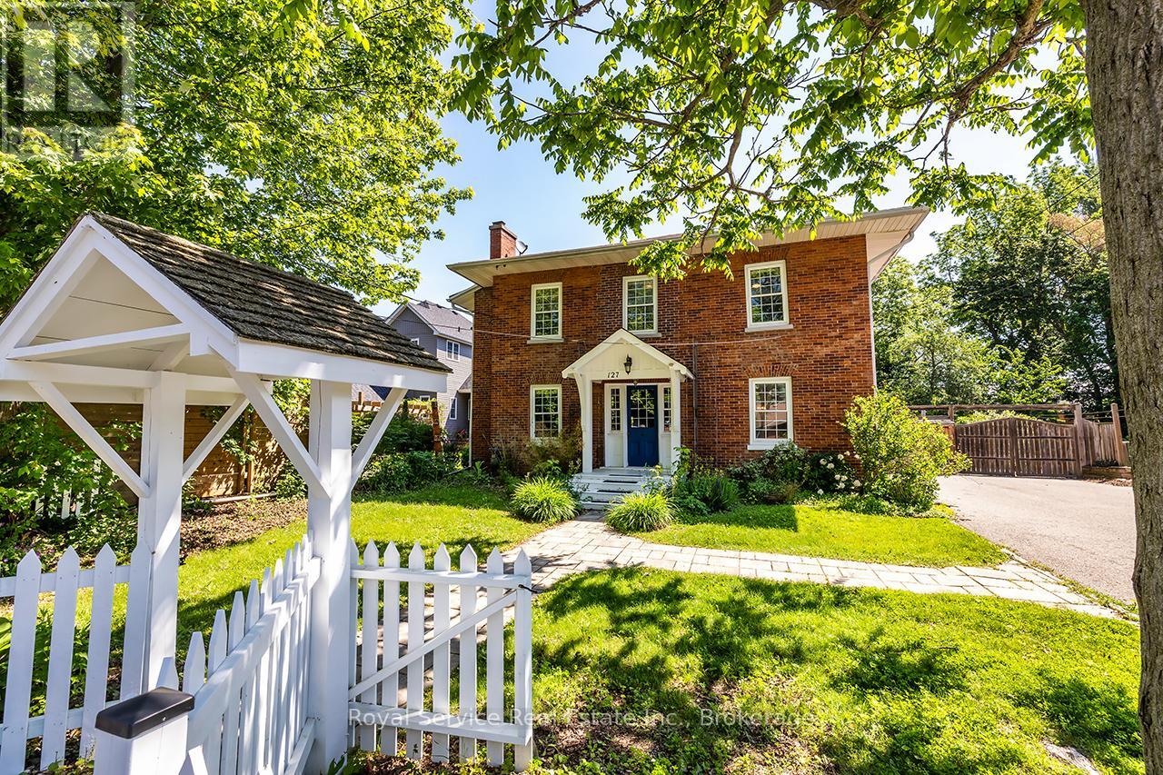 127 BEAVER STREET S - 1