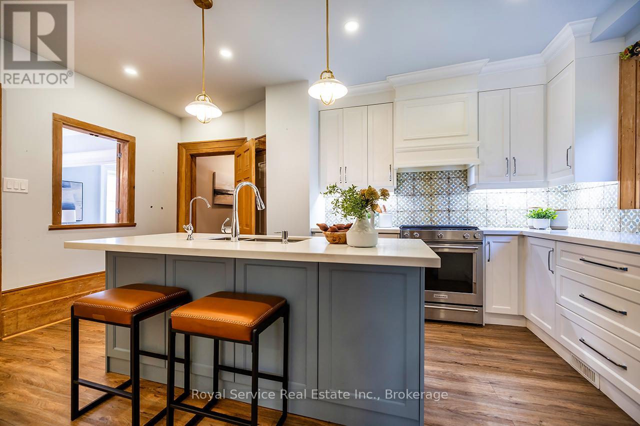 127 BEAVER STREET S - 13