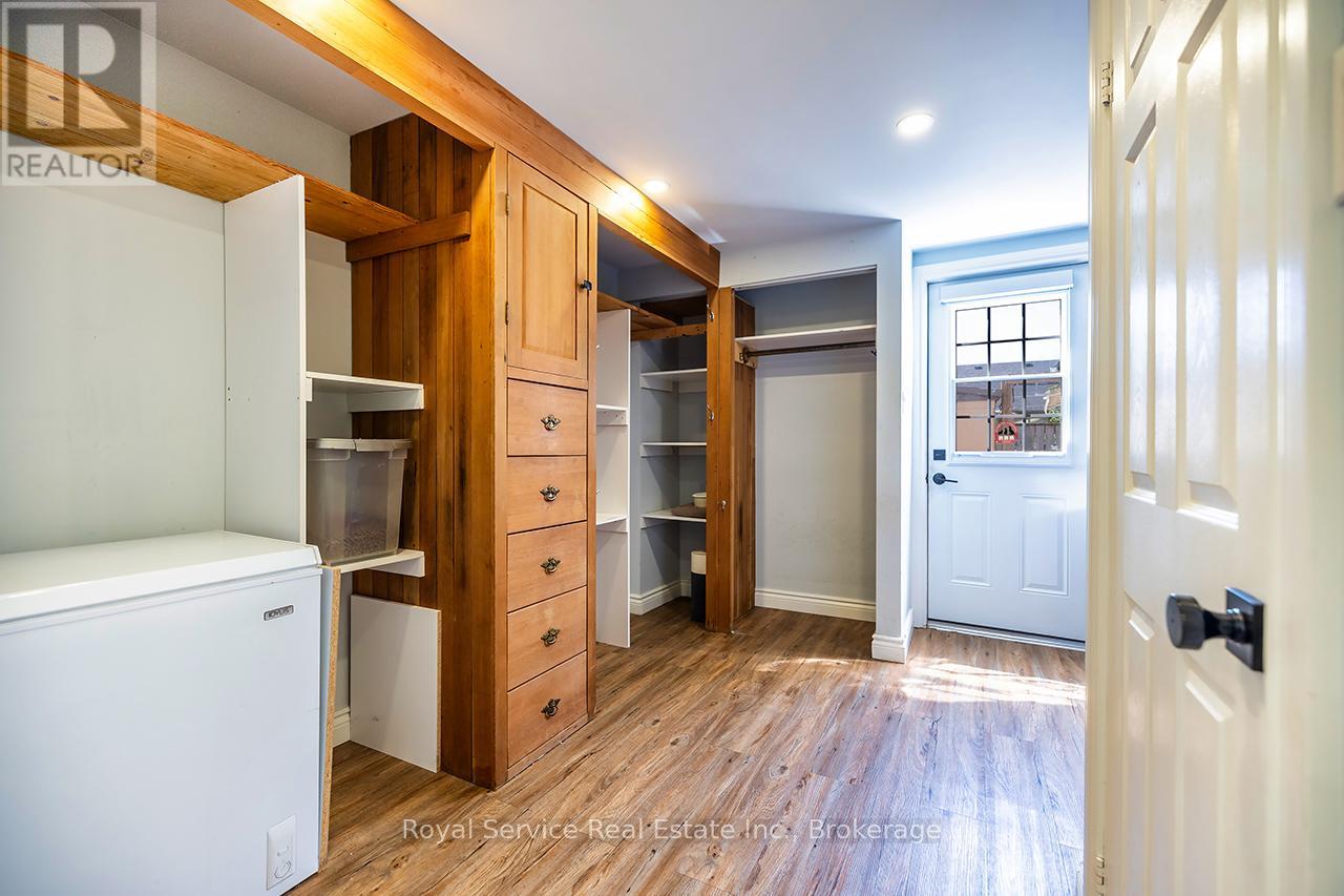 127 BEAVER STREET S - 20