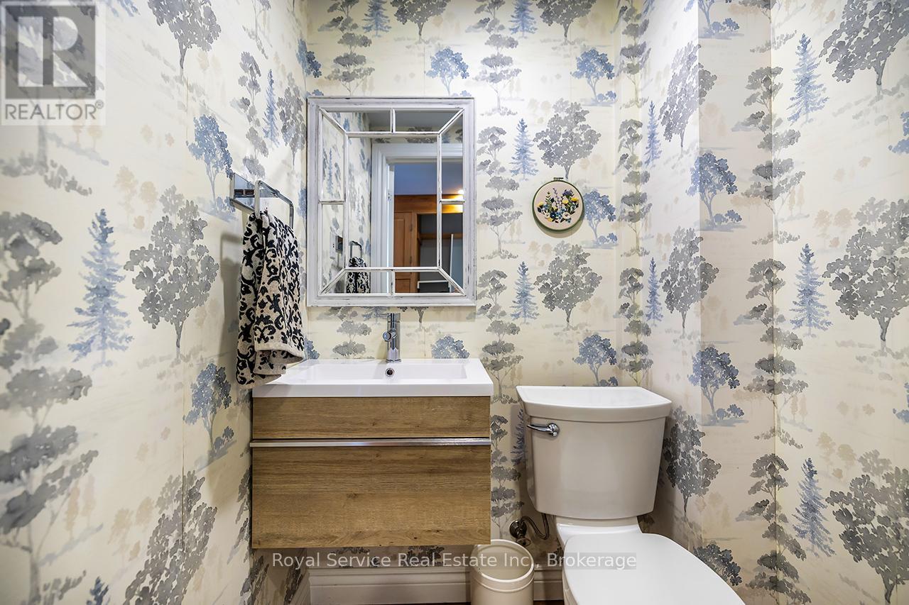 127 BEAVER STREET S - 22
