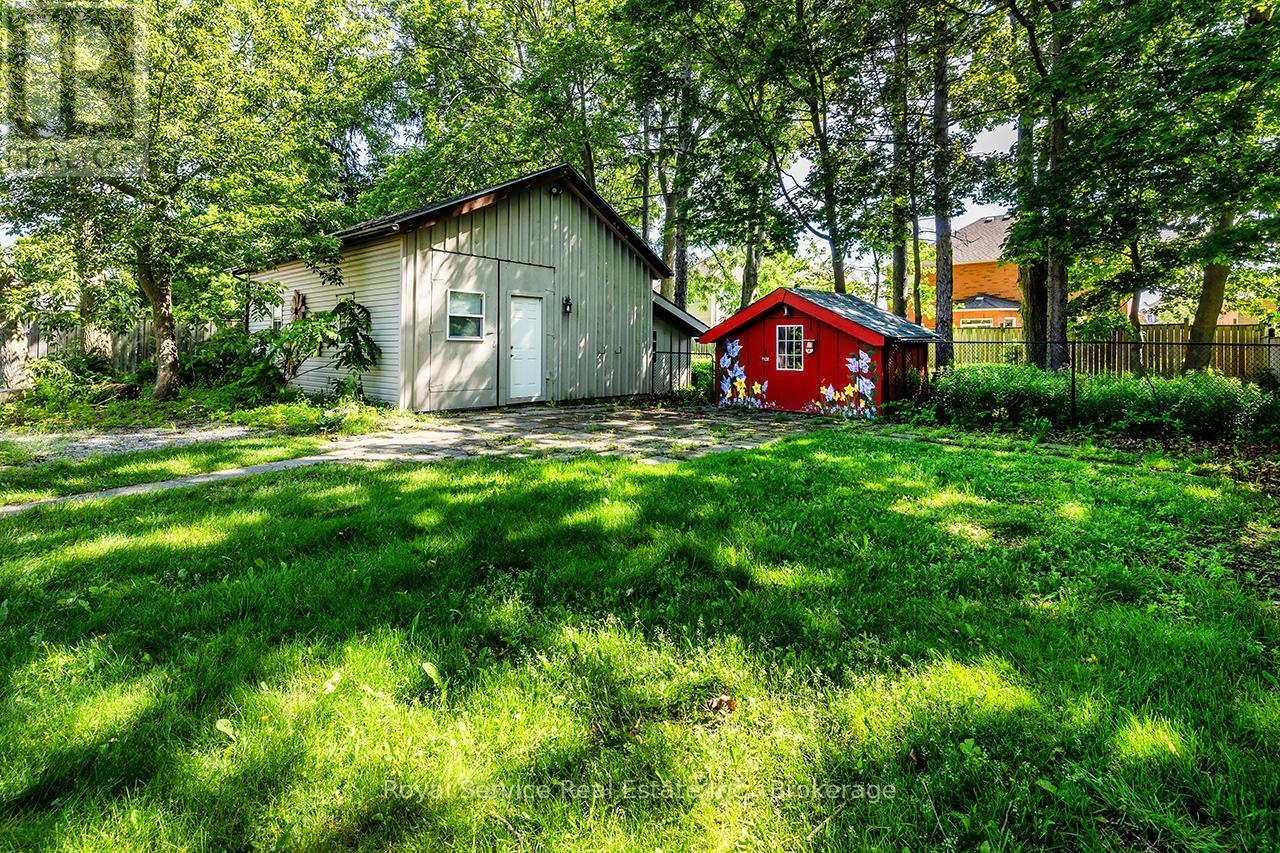 127 BEAVER STREET S - 43
