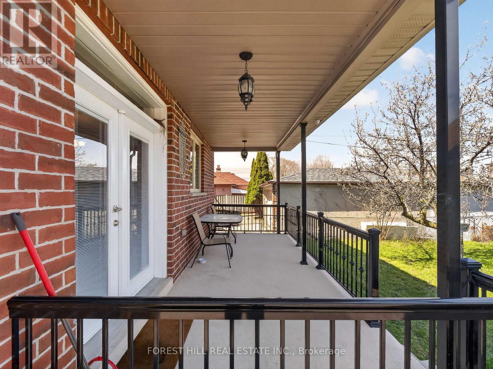 114 REGENT ROAD - 15