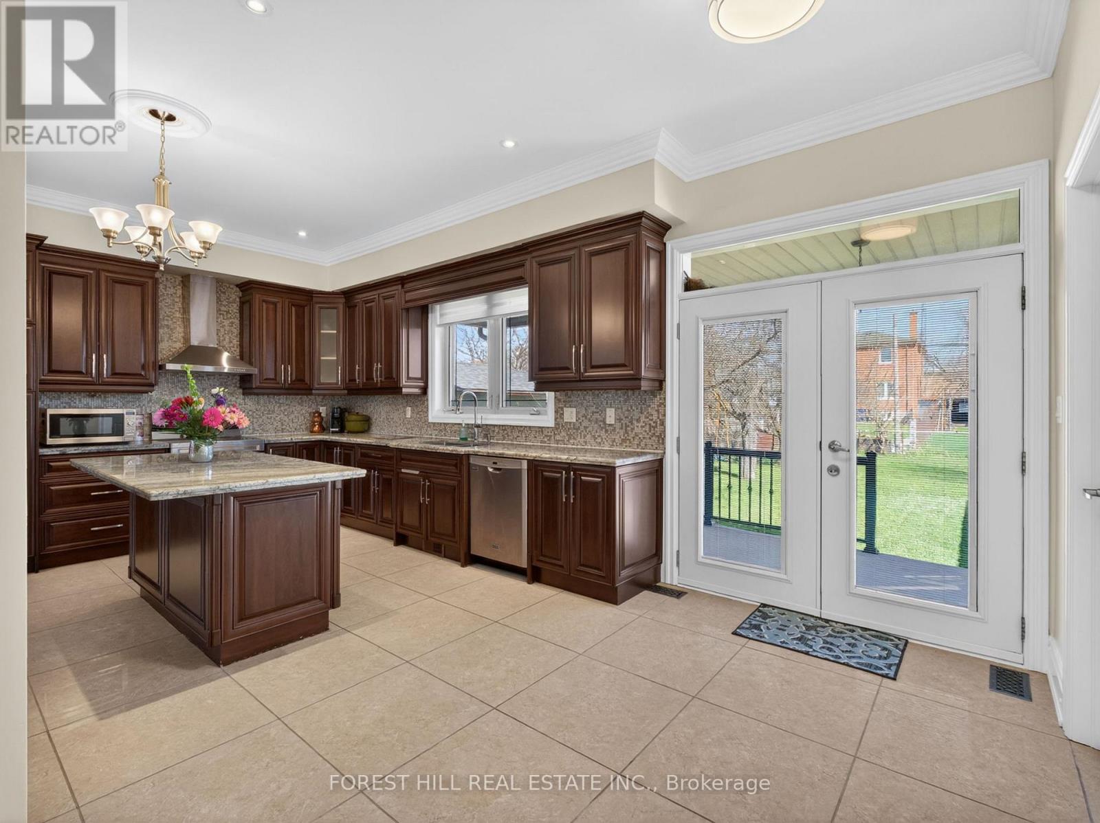 114 REGENT ROAD - 28