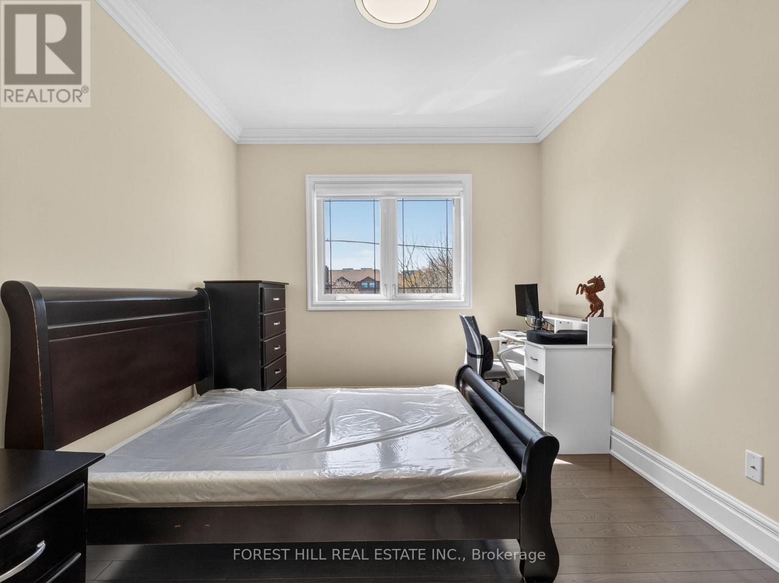 114 REGENT ROAD - 34