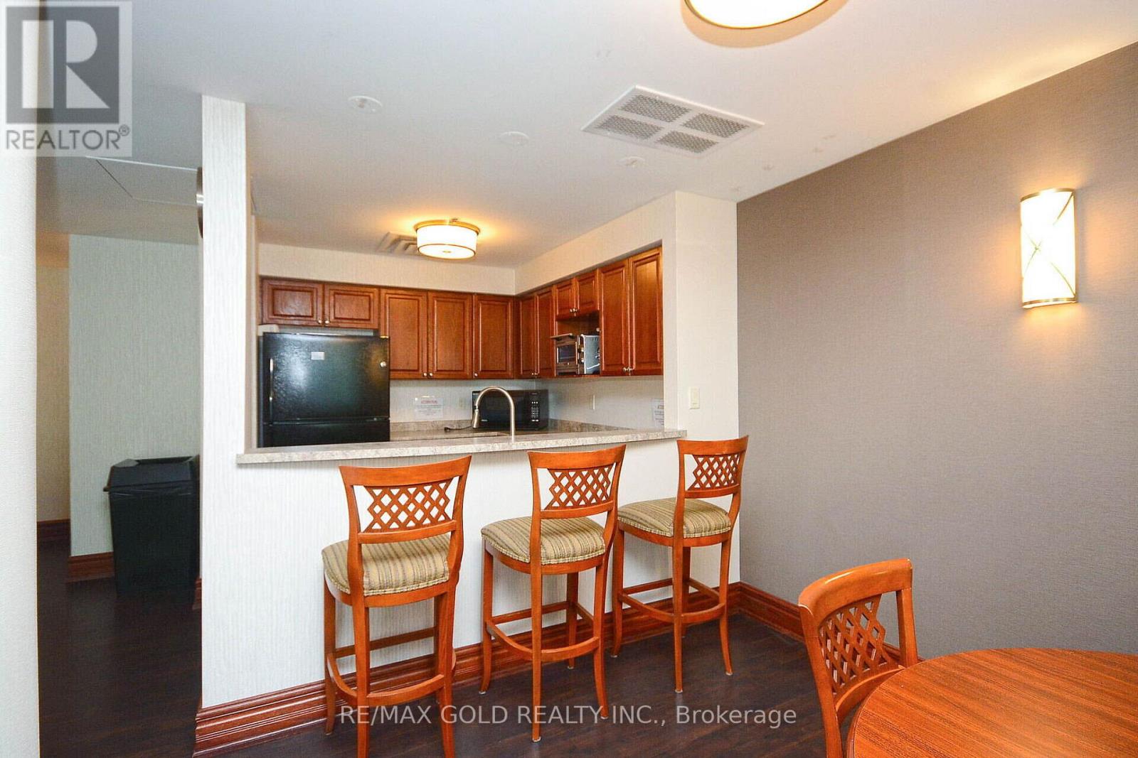 #701 2545 ERIN CENTRE BOULEVARD - 39