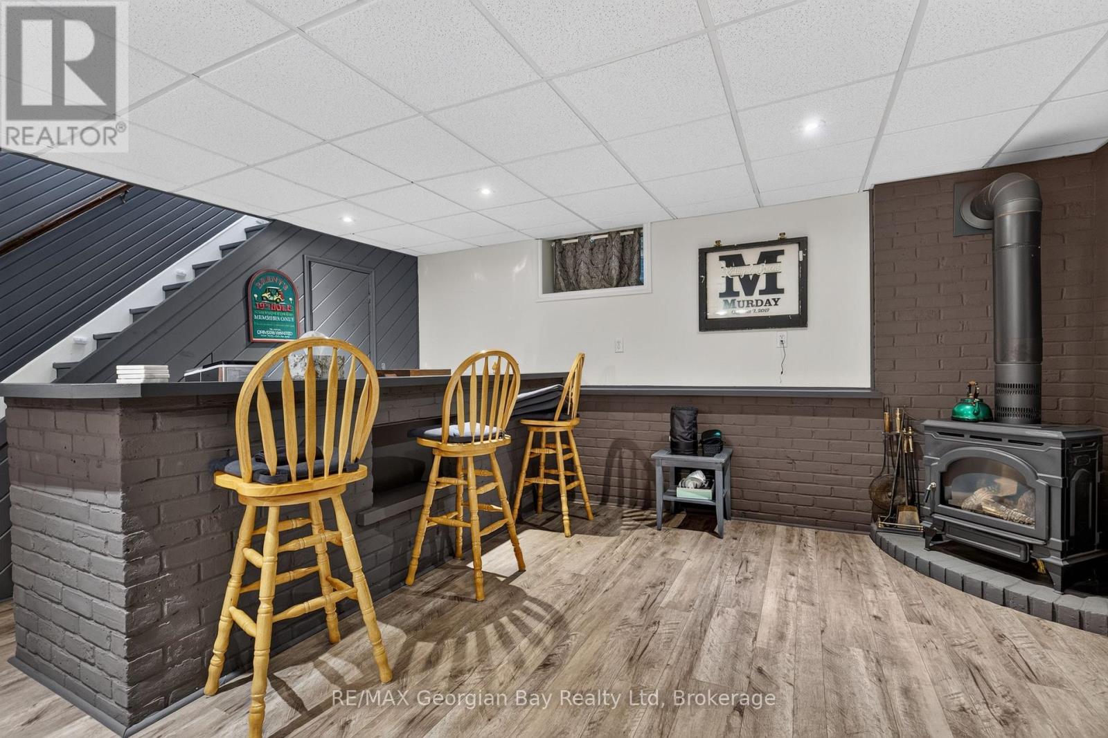 71 LORNE AVENUE - 26