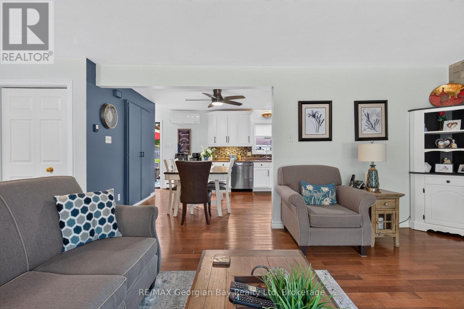 71 LORNE AVENUE - 8