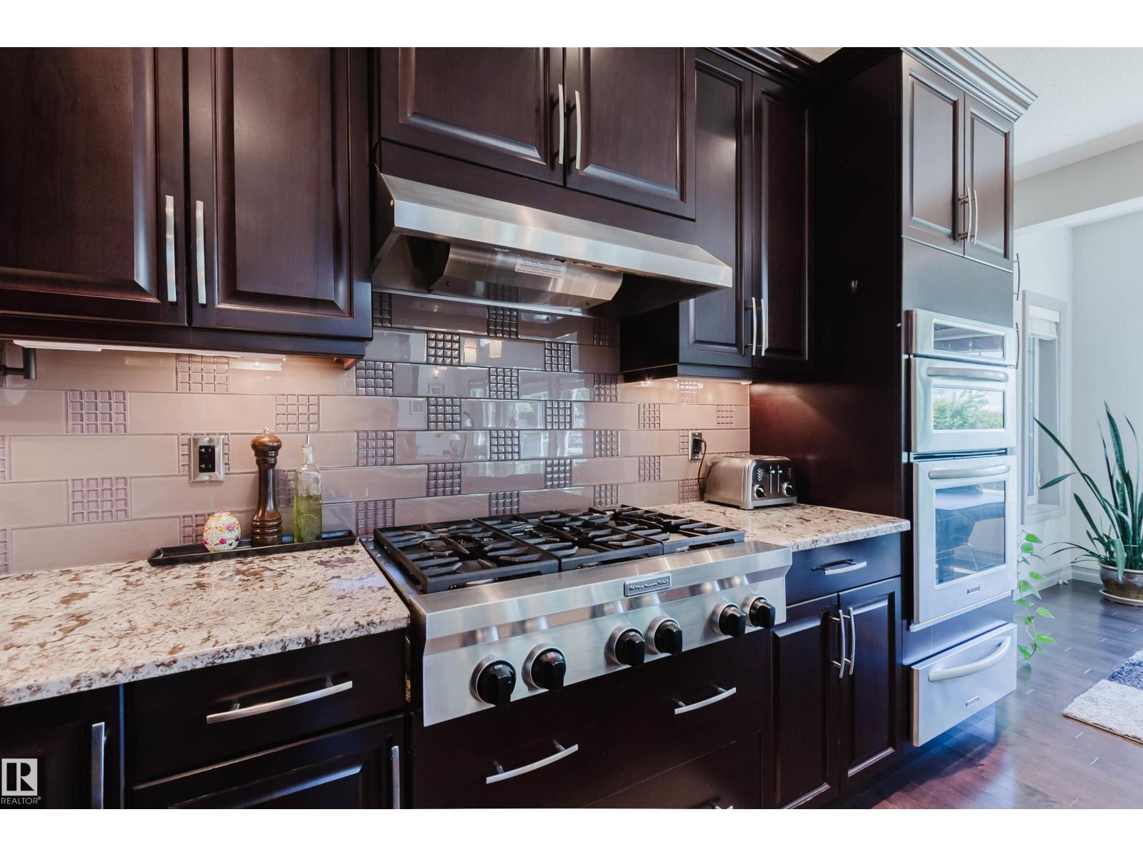 4377 MCCLUNG CR NW - 28