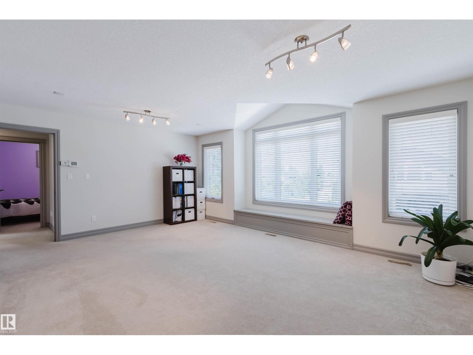 4377 MCCLUNG CR NW - 35