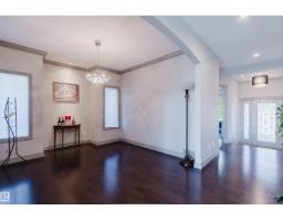 4377 Mcclung Cr Nw, Edmonton, AB T6R0M8 Photo 11
