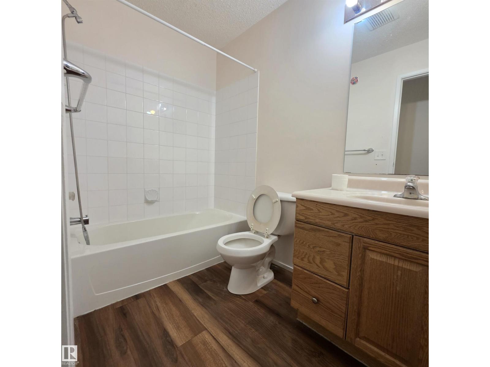 #201 17467 98A AV NW - 21