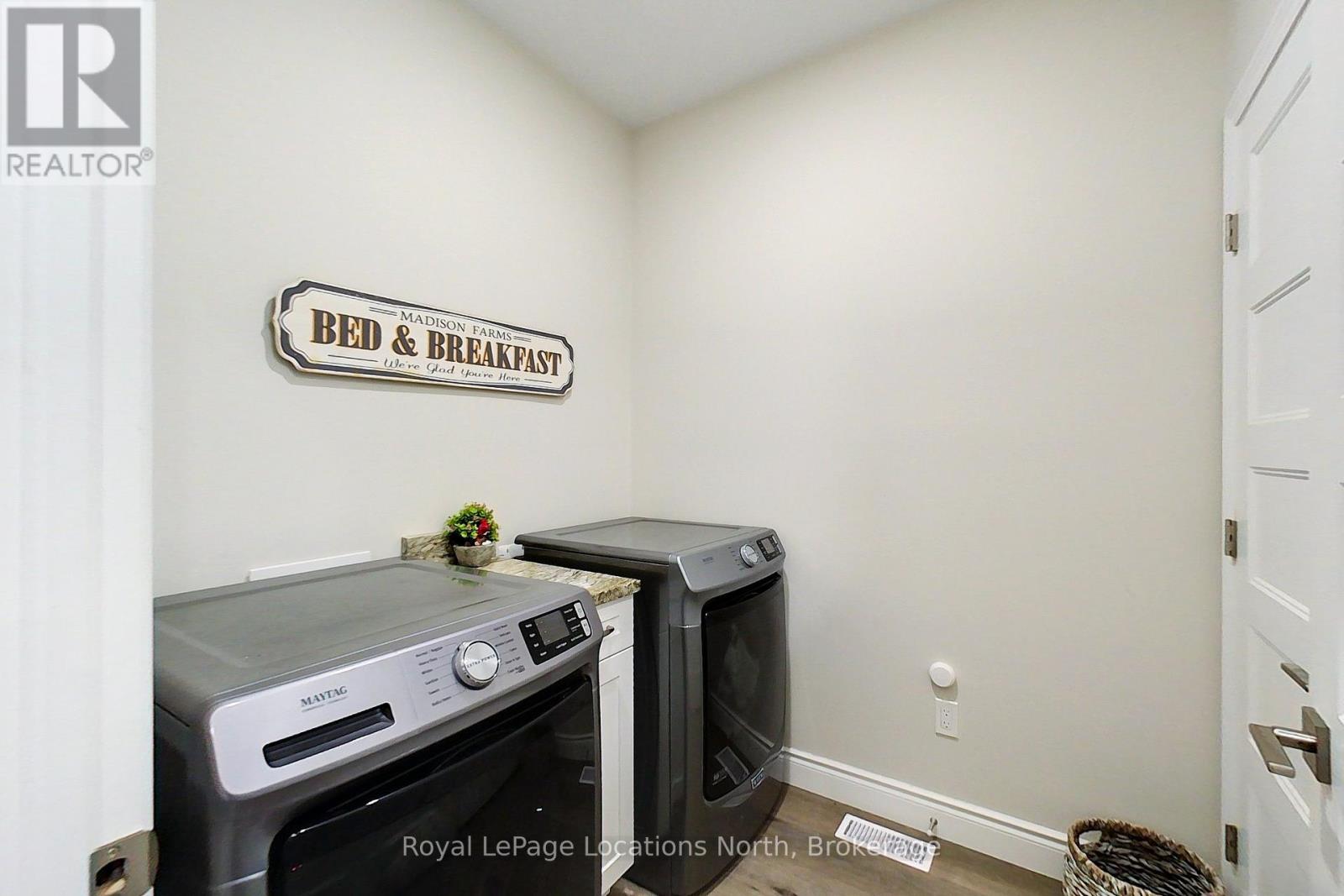 #25 410 RIDGE ROAD - 26