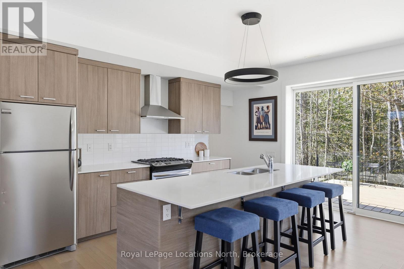 66 GORDON CRESCENT - 8