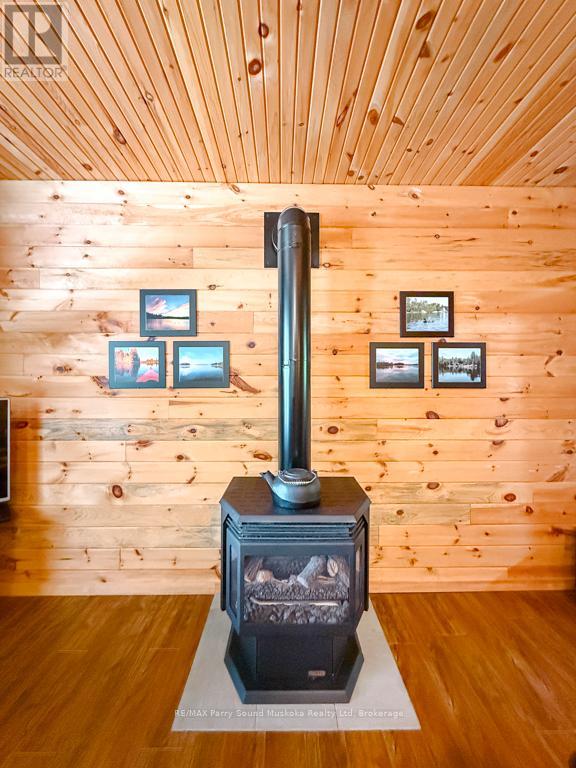 634 WA WHITESTONE LAKE - 33