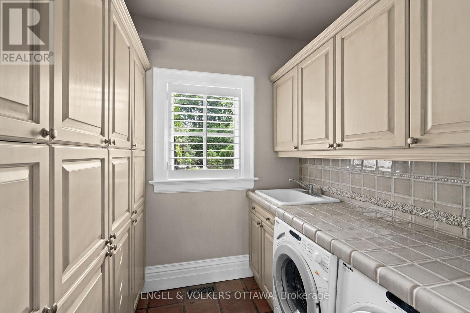 218 COLTRIN ROAD - 16
