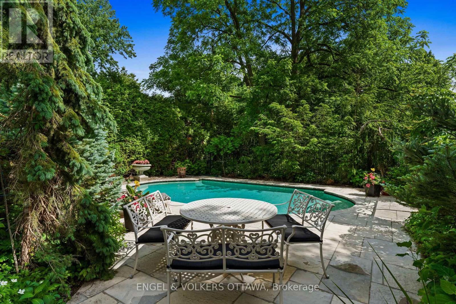 218 COLTRIN ROAD - 30