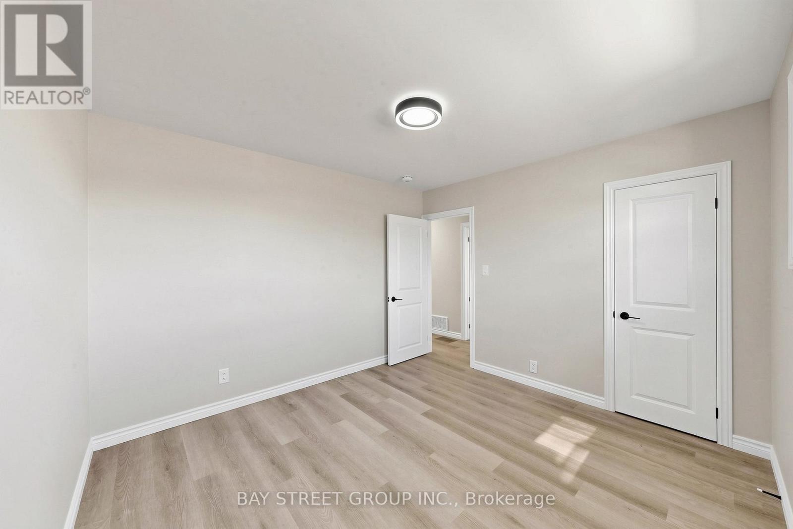 28 WARREN AVENUE - 11