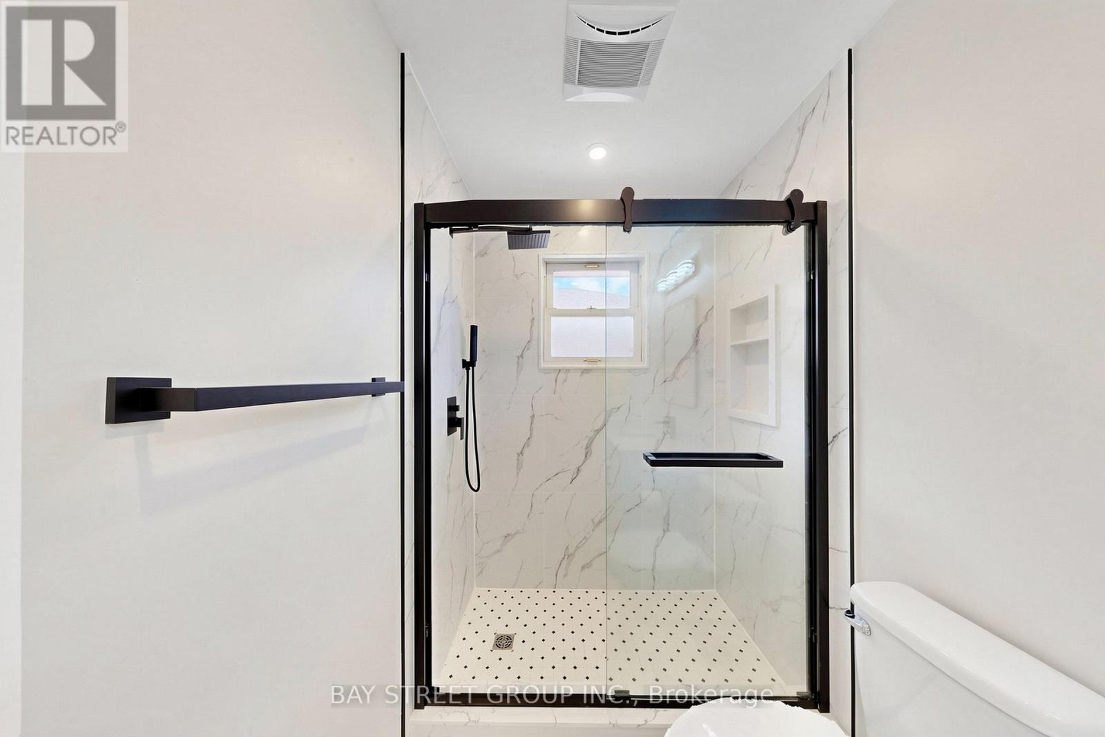 28 WARREN AVENUE - 16