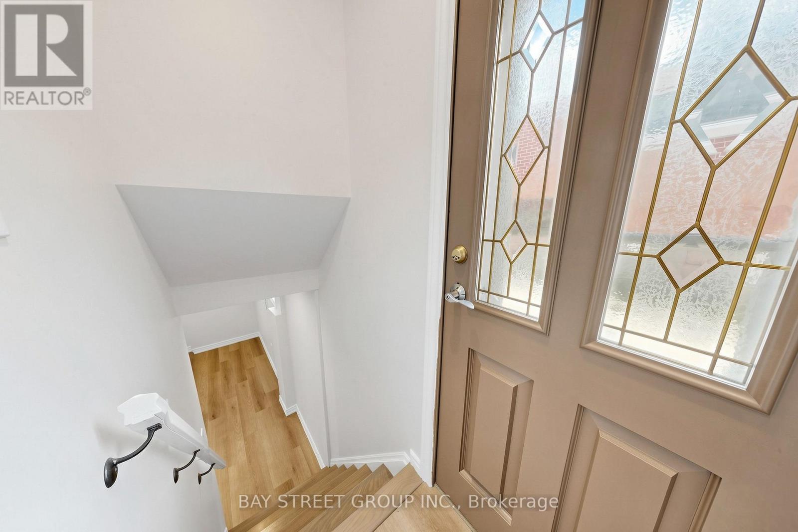 28 WARREN AVENUE - 19