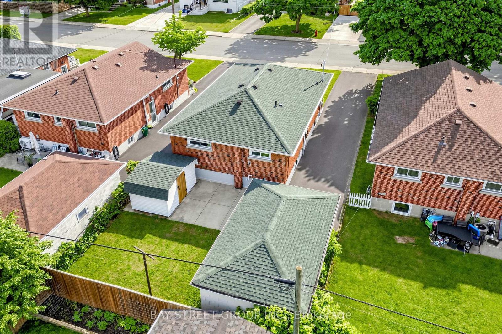 28 WARREN AVENUE - 41