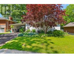 48 OAKRIDGE CRESCENT