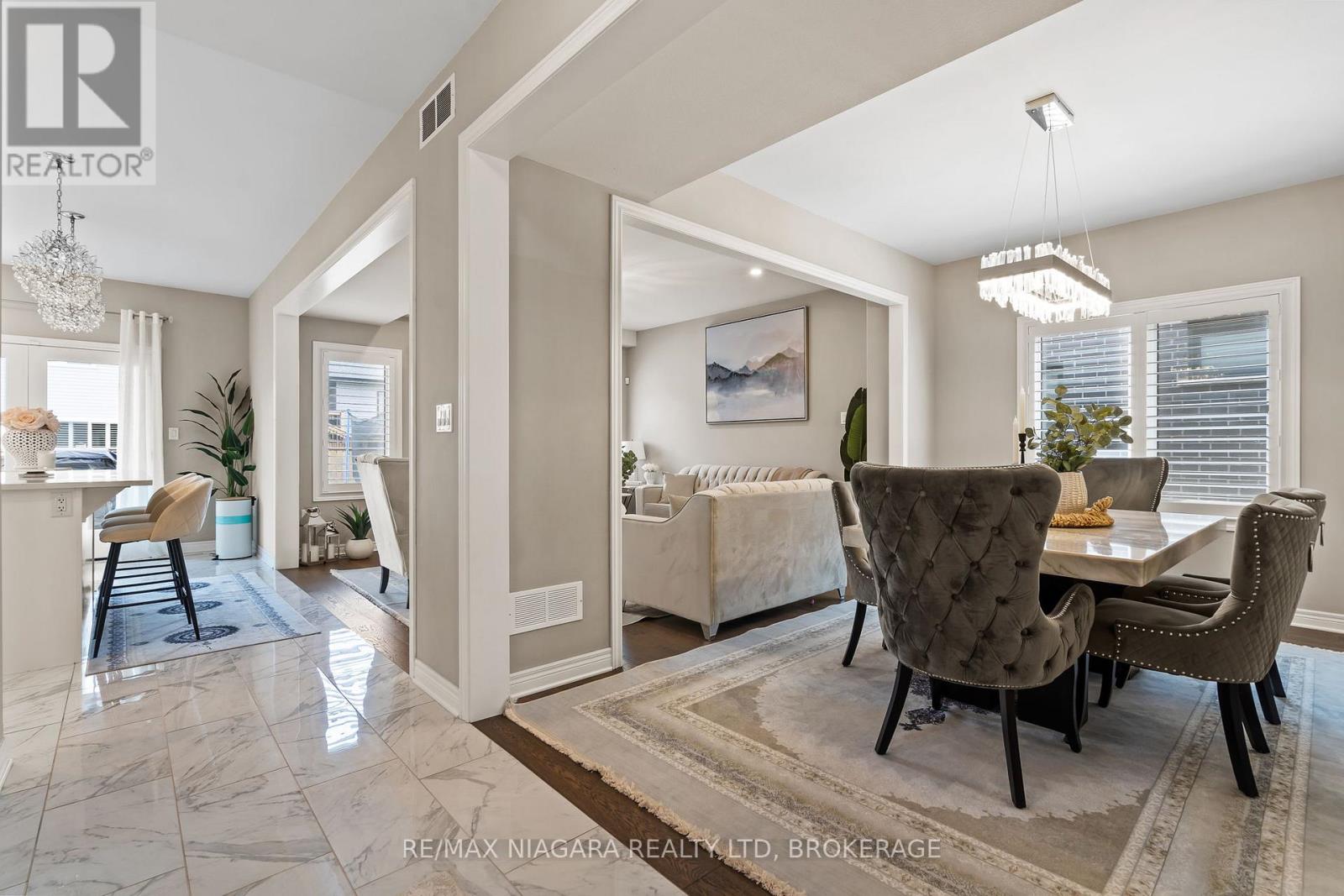 91 QUEBEC AVENUE - 6
