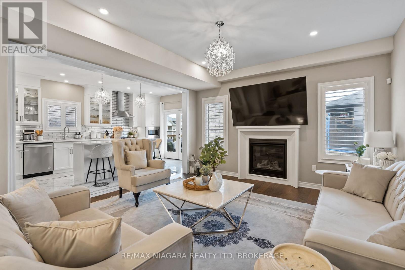 91 QUEBEC AVENUE - 9