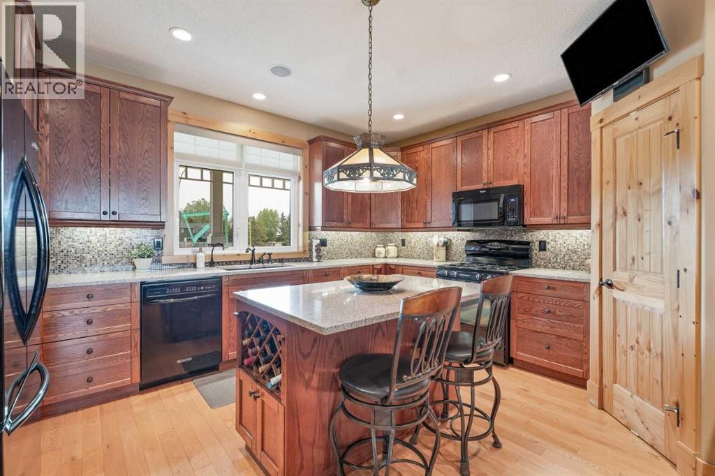 The lighting throughout this home was thoughtfully chosen to highlight each space