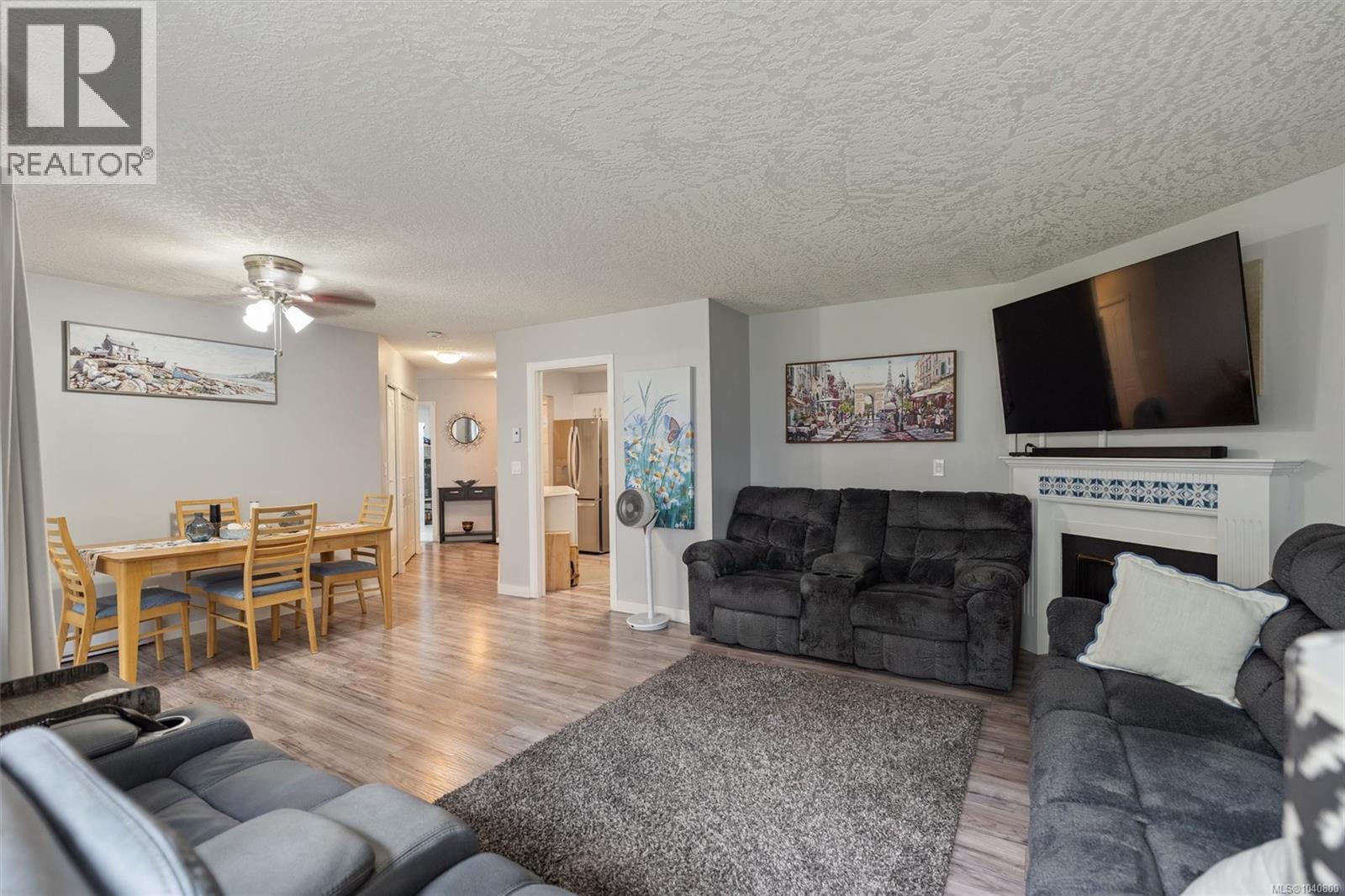 102 3931 Shelbourne Street, Saanich