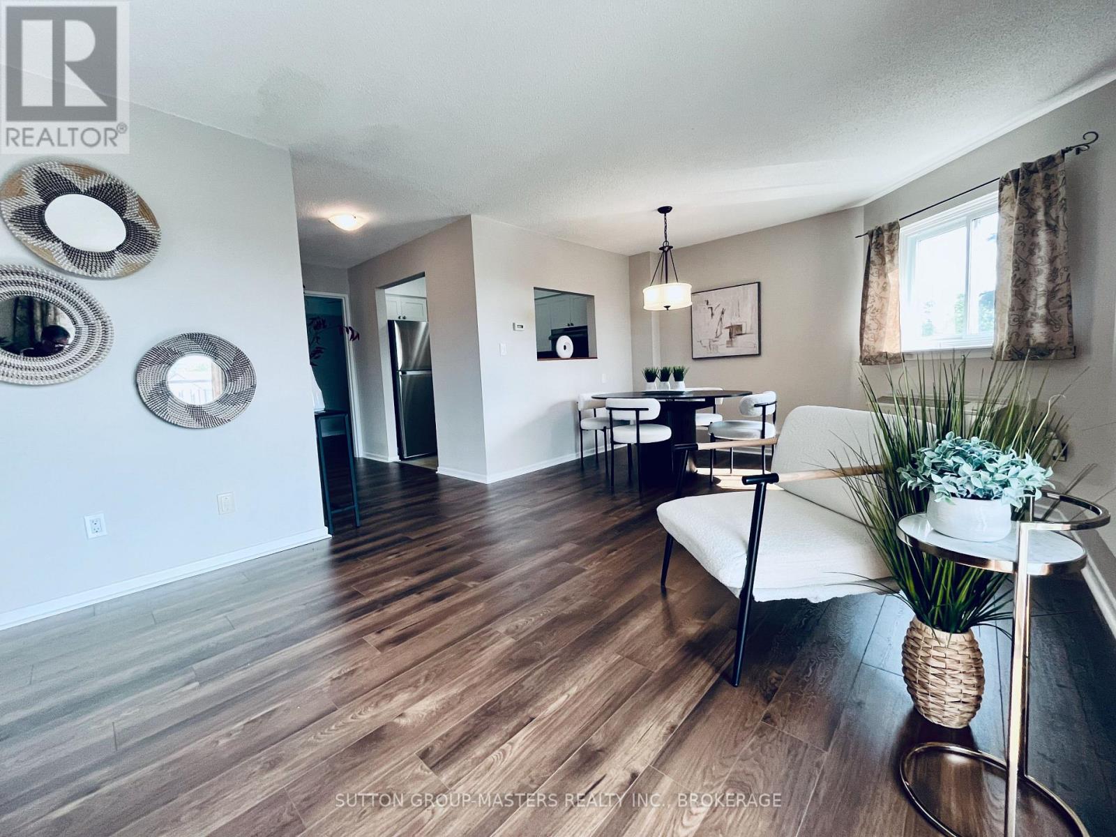 #301 266 GUTHRIE DRIVE - 9
