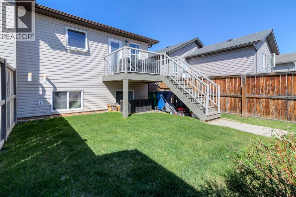 111 Mt Sundance Crescent W — photo 24