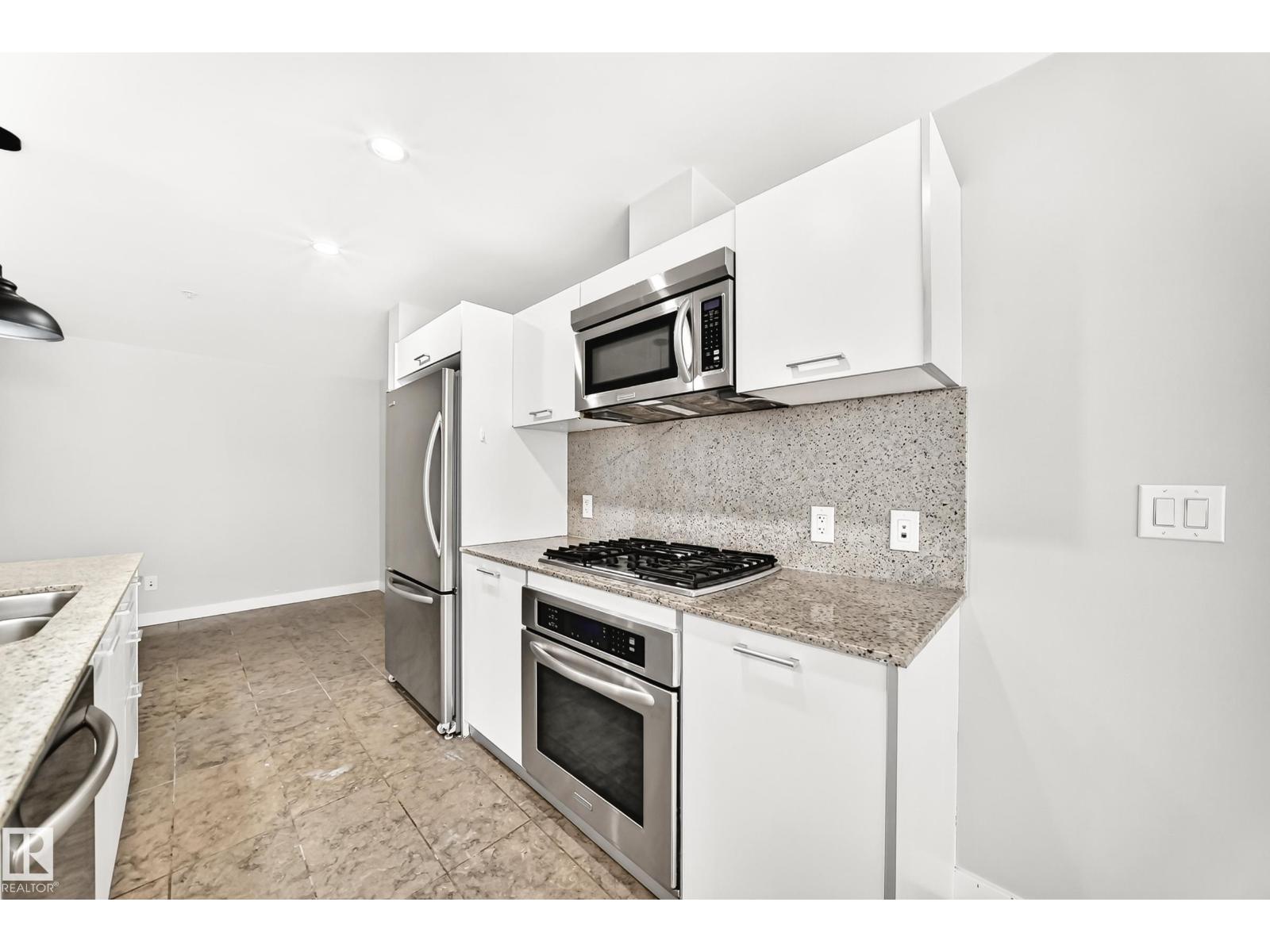 #215 2510 109 ST NW — photo 13