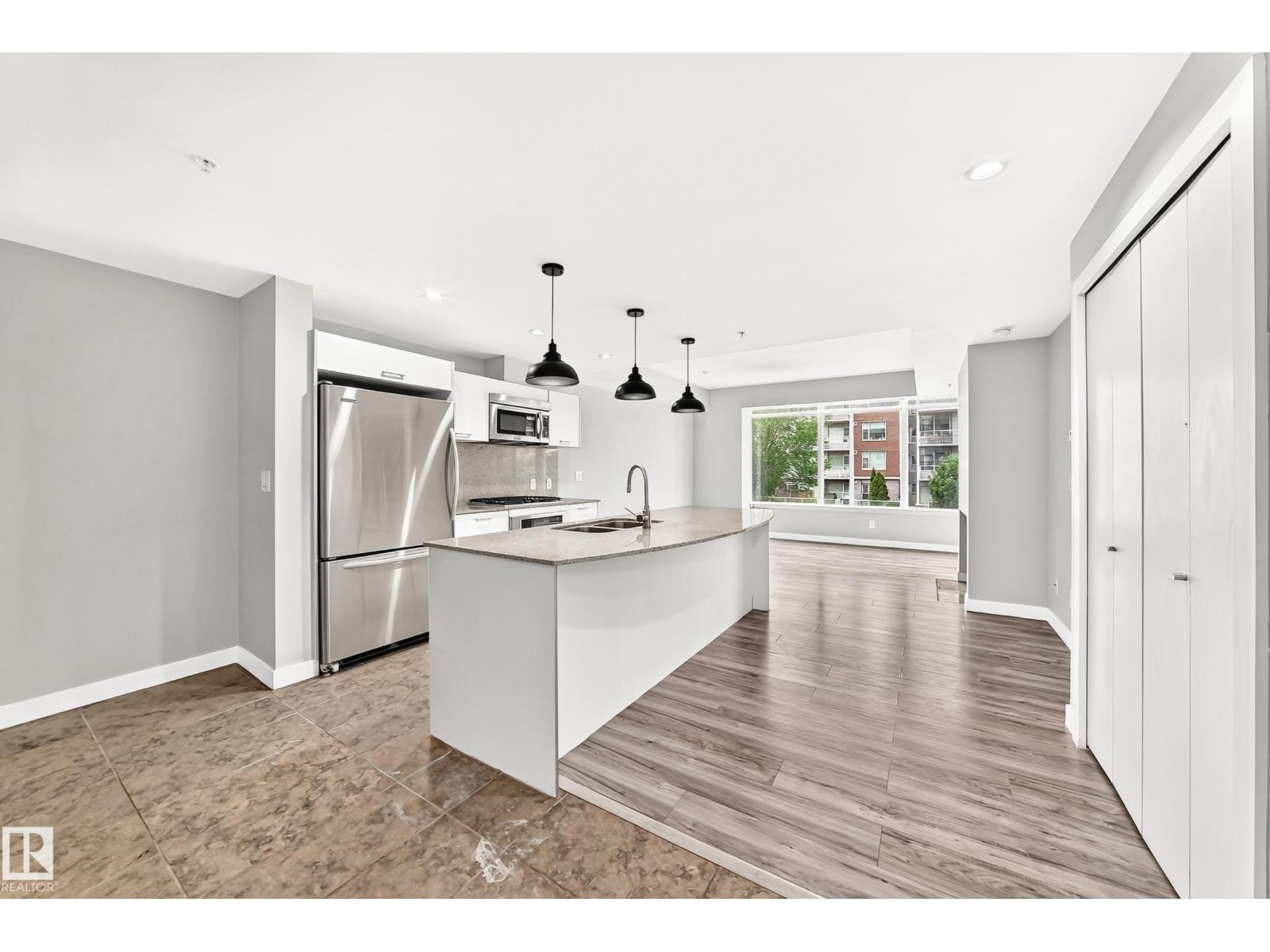 #215 2510 109 ST NW - photo 2