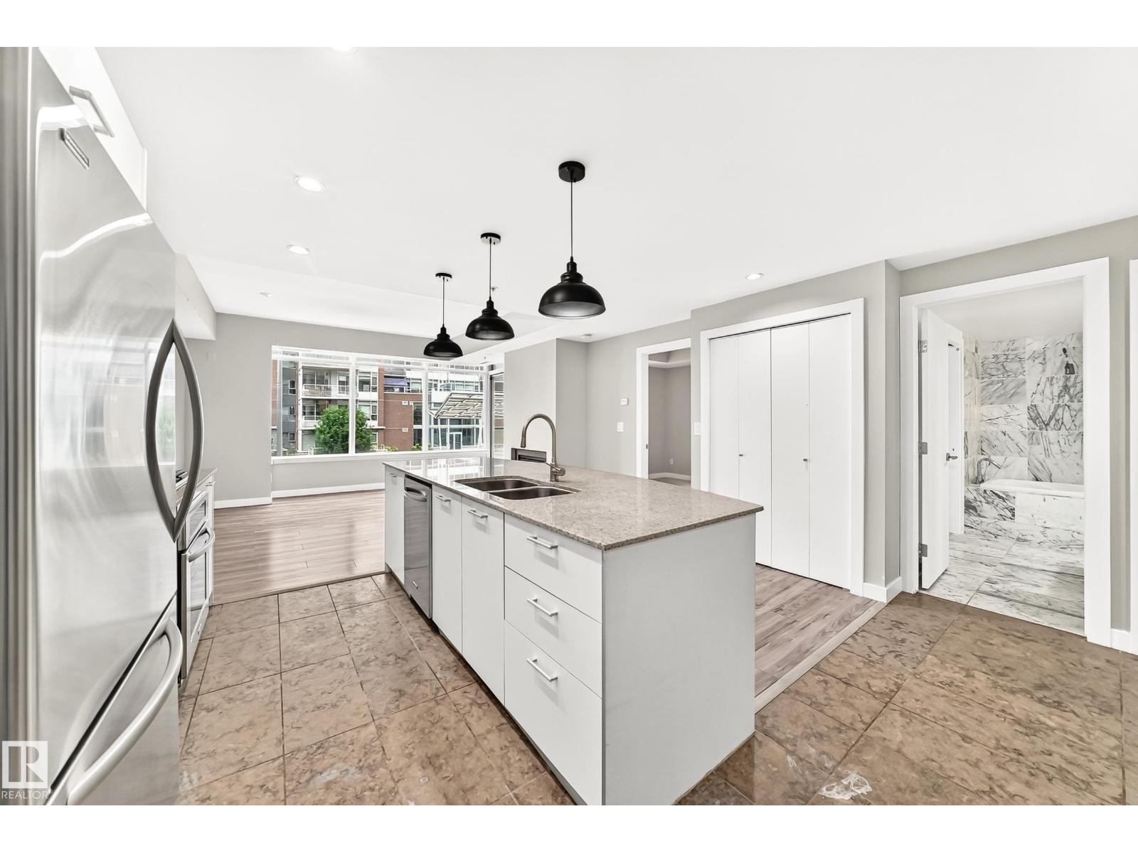#215 2510 109 ST NW — photo 9
