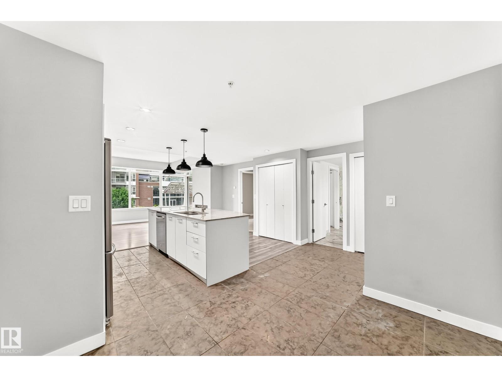 #215 2510 109 ST NW — photo 17