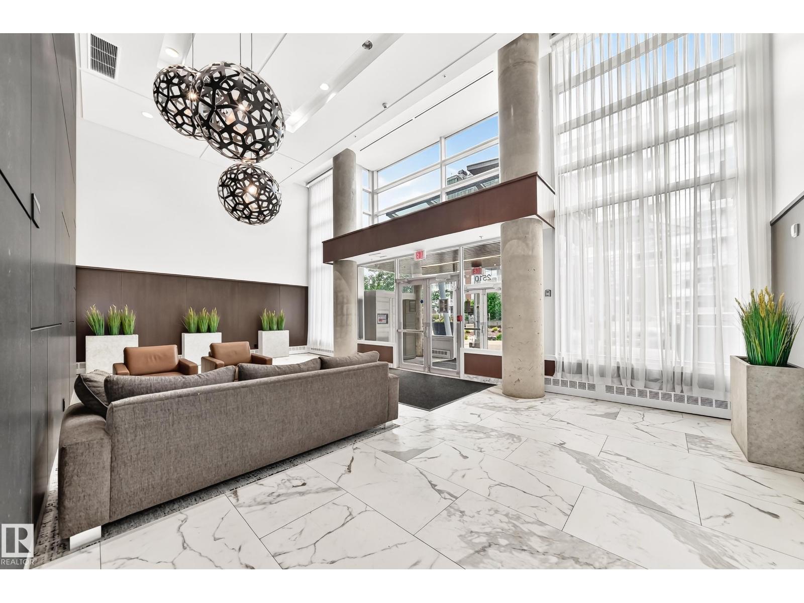 #215 2510 109 ST NW — photo 42