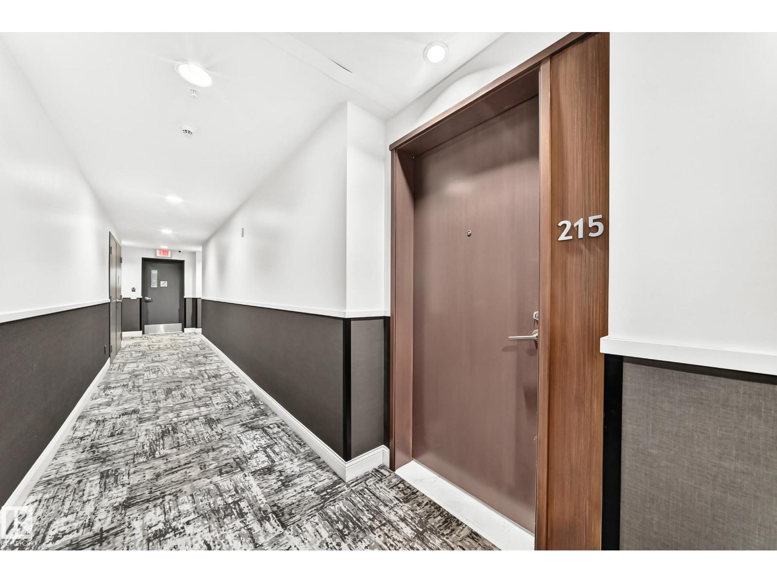 #215 2510 109 ST NW — photo 38