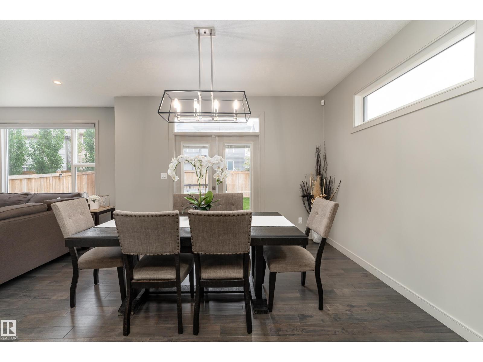 7038 172A AV NW - 10