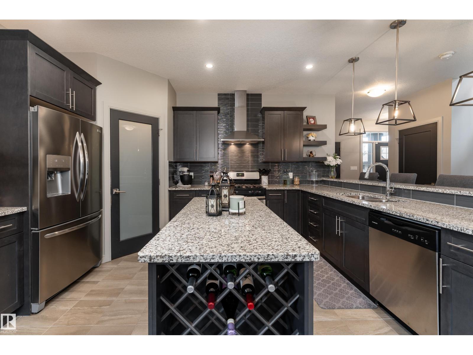7038 172A AV NW - 11