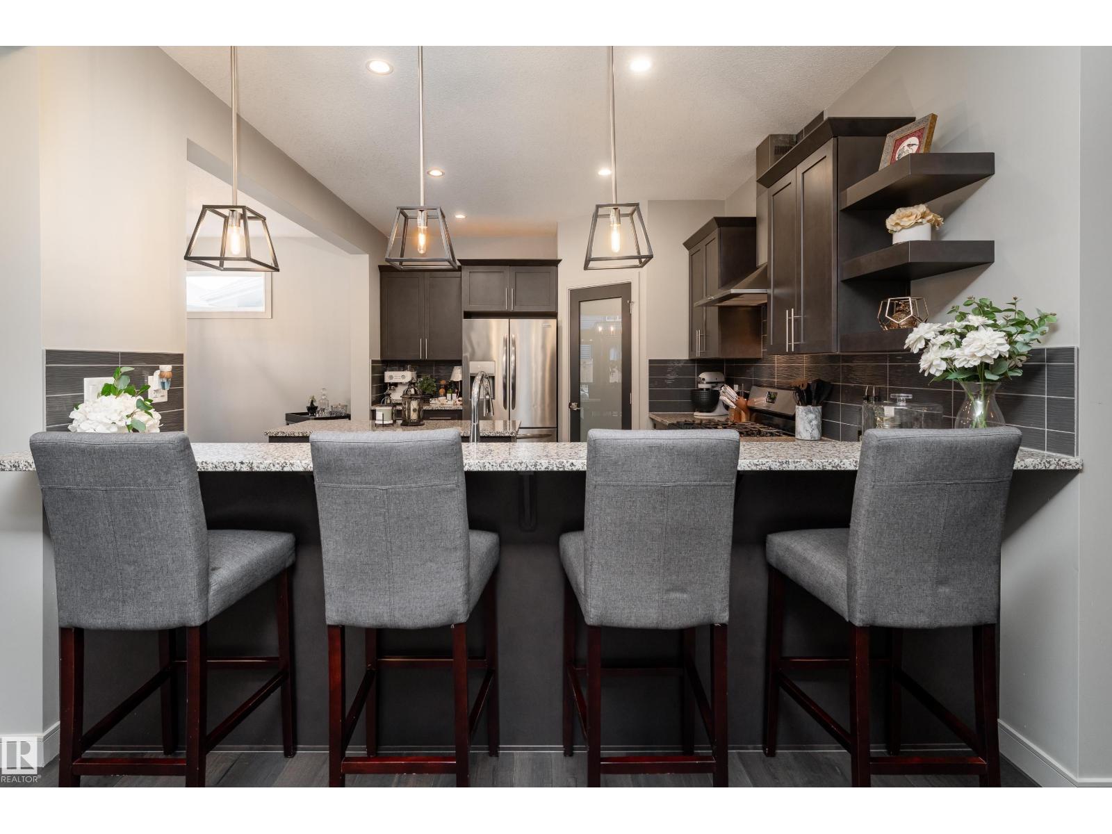 7038 172A AV NW - 16