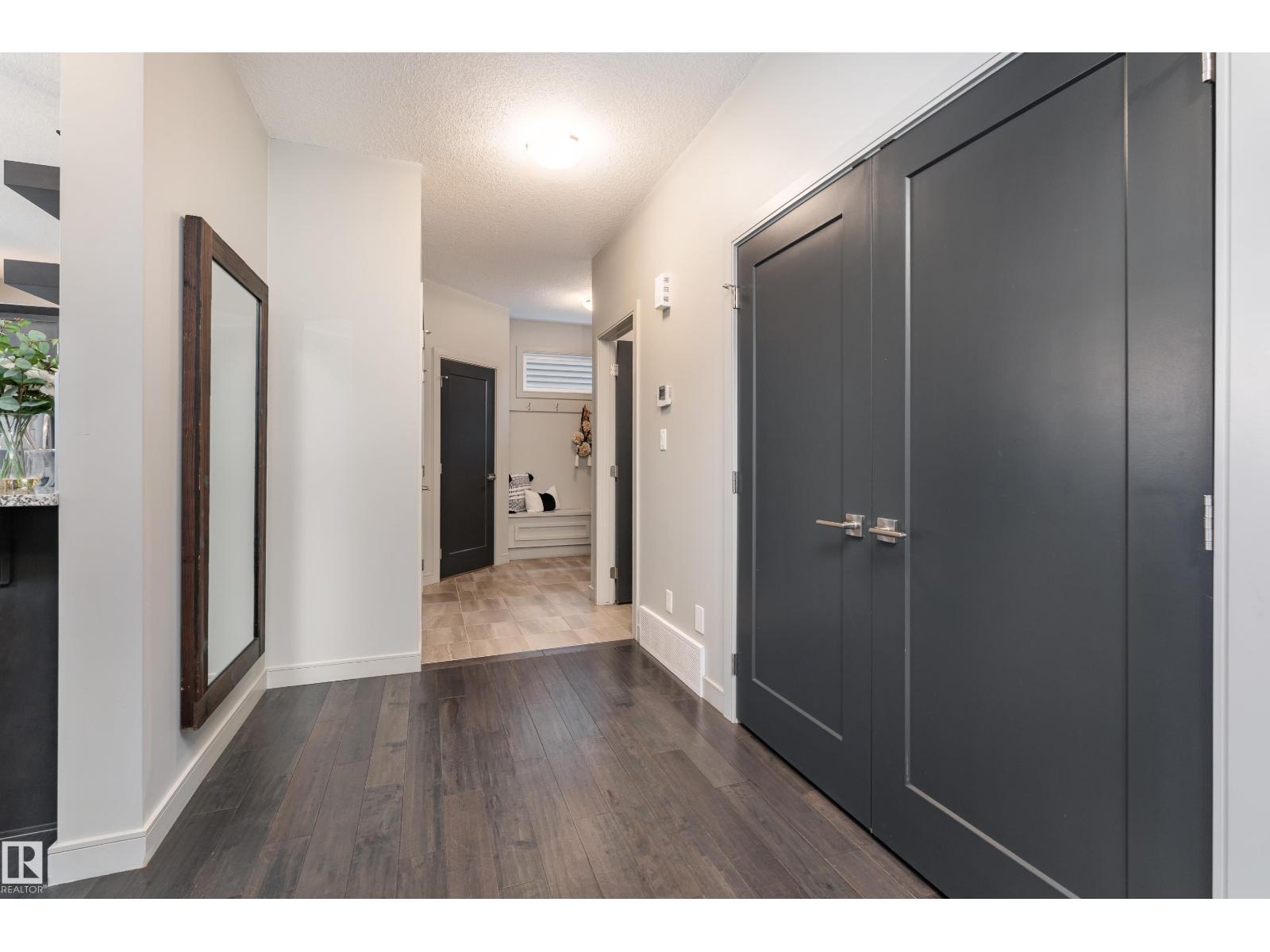 7038 172A AV NW - 18