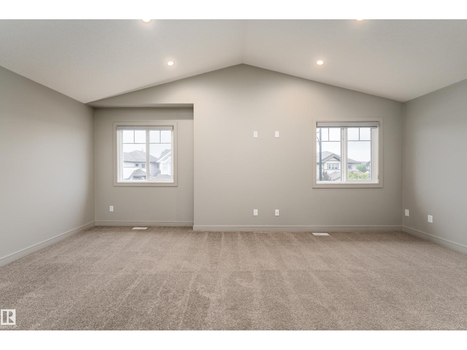 7038 172A AV NW - 35