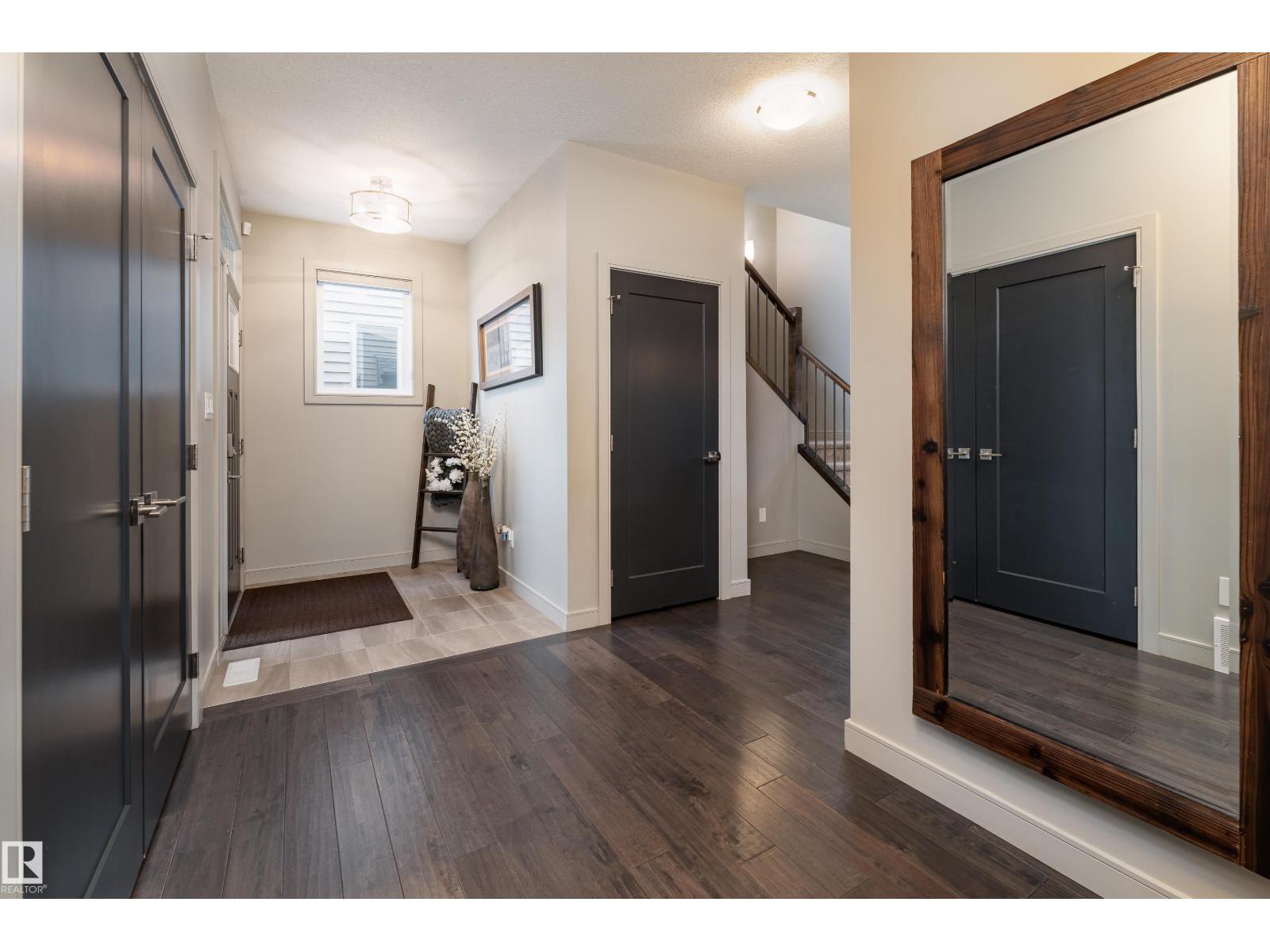 7038 172A AV NW - 4