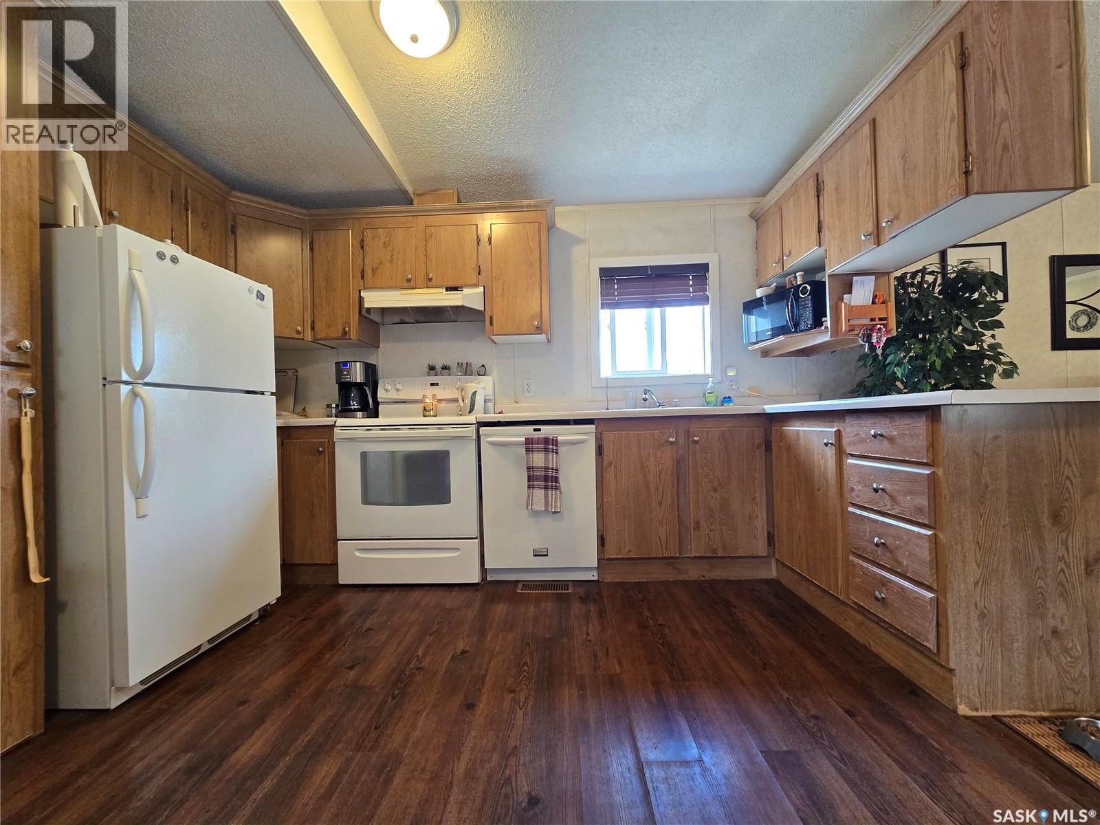 53 106 1st AVENUE SW - 3