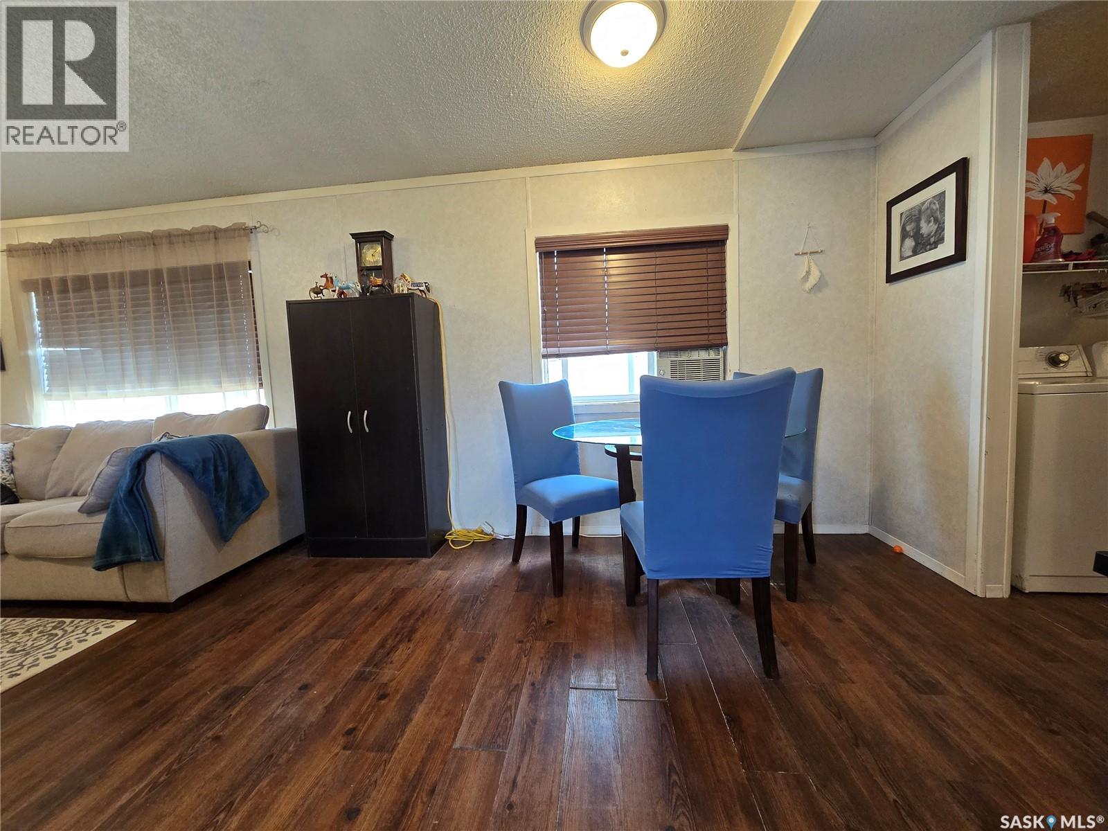 53 106 1st AVENUE SW - 5